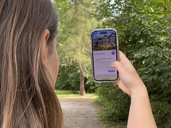 Jederzeit möglich: per zeigmal.App die Kleinstadtperle Bretten entdecken. ©TMBW