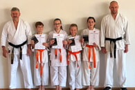 Kinderkarate: G&uuml;rtelpr&uuml;fungen